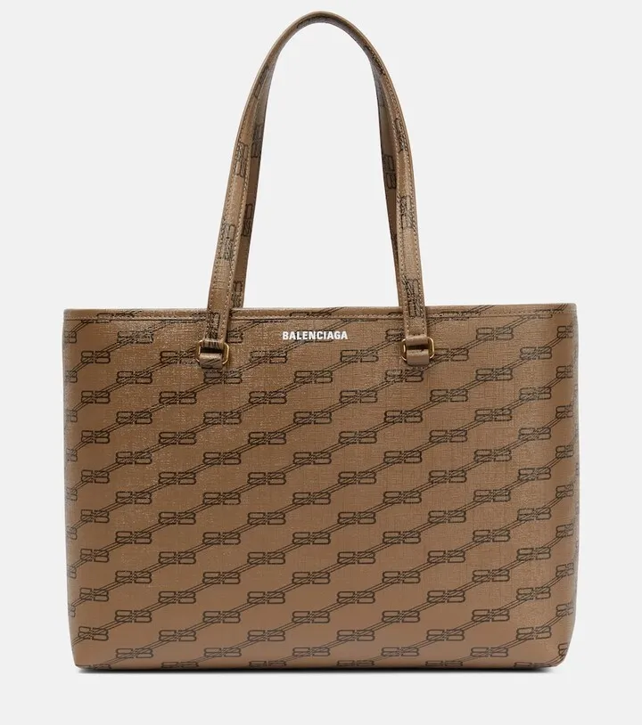 Signature Medium leather tote bag