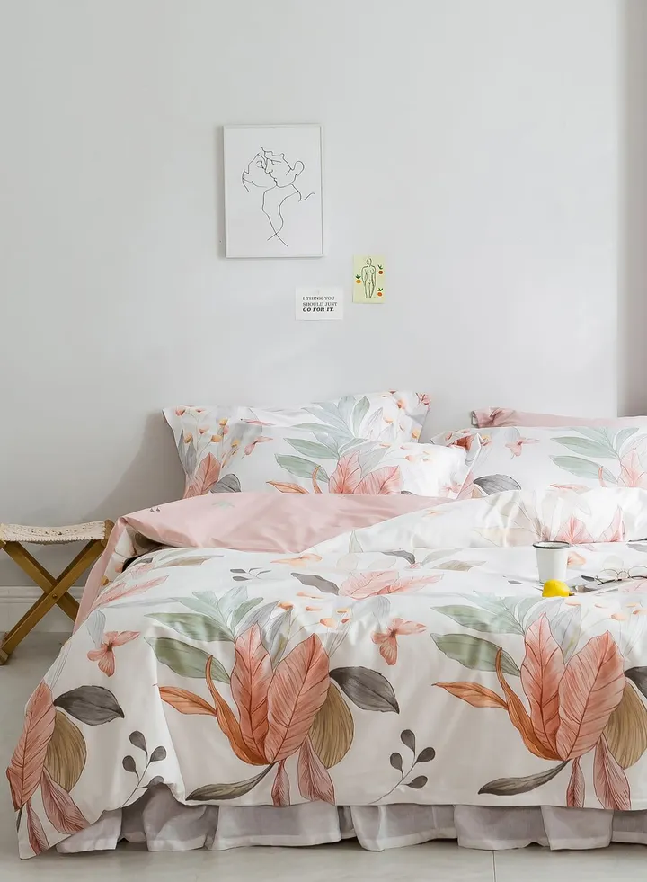 Leaf Print Bedding Set - King