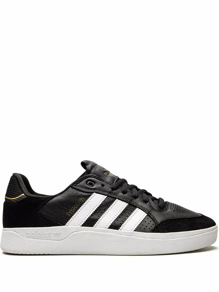 Tyshawn Low sneakers