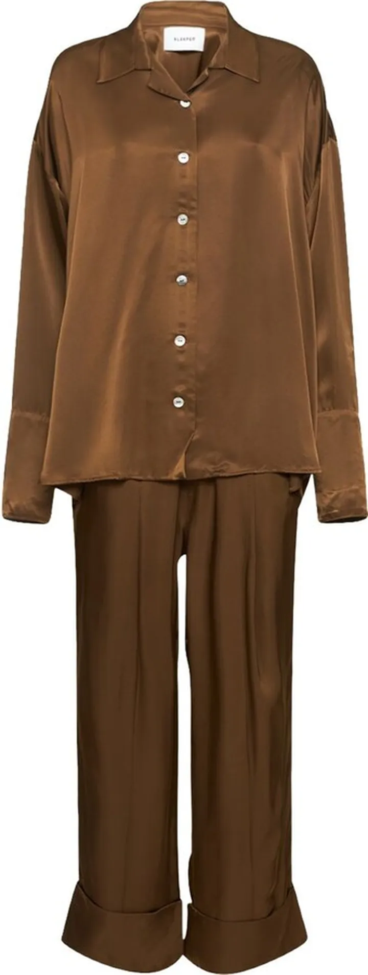 Sizeless satin pajama set