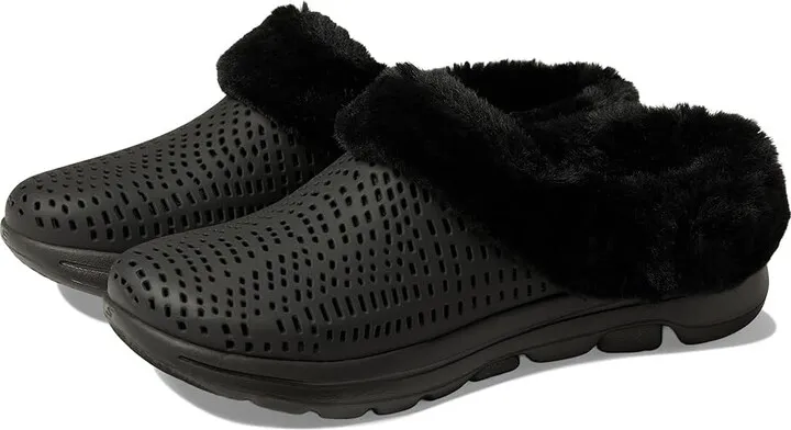 SKECHERS Foamies GOwalk 5 - Cozy Embrace Clog (Black) Women's Shoes