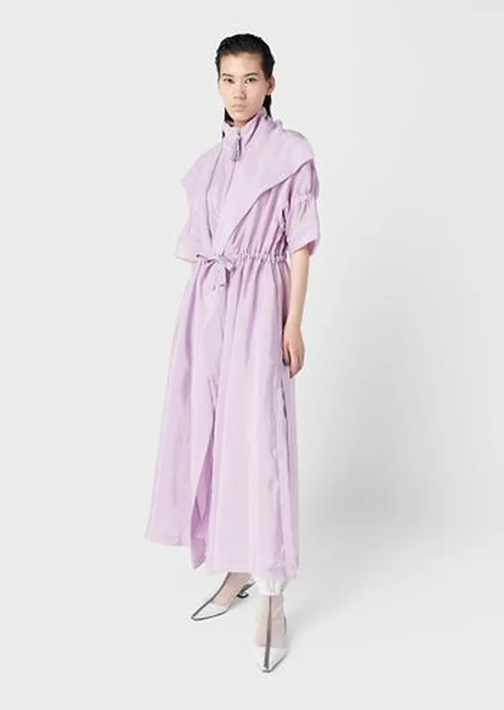 Technical cupro short-sleeved trench coat