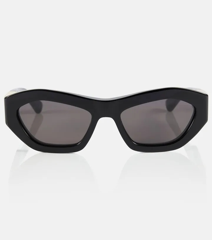 Classic geometric sunglasses