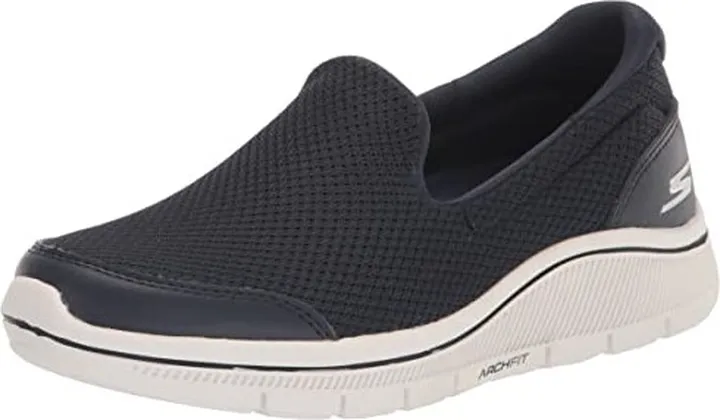 Skechers Women's Arch Walk Relaxed Fit Slip On Golf Shoe Sneaker