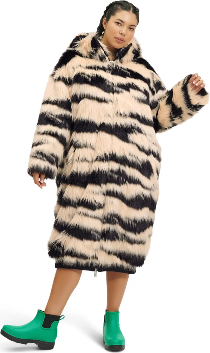 Koko Oversized Faux Fur Coat