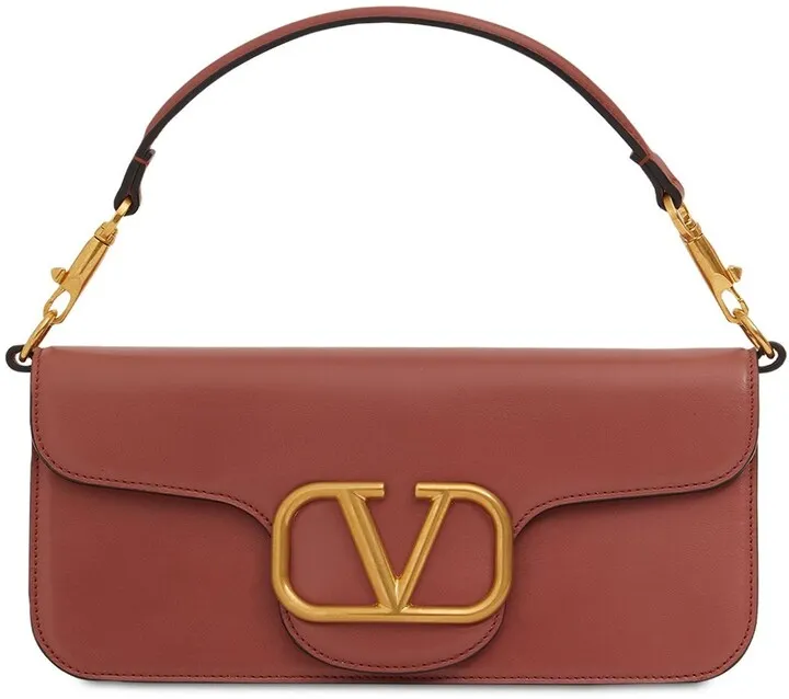 V logo leather shoulder bag
