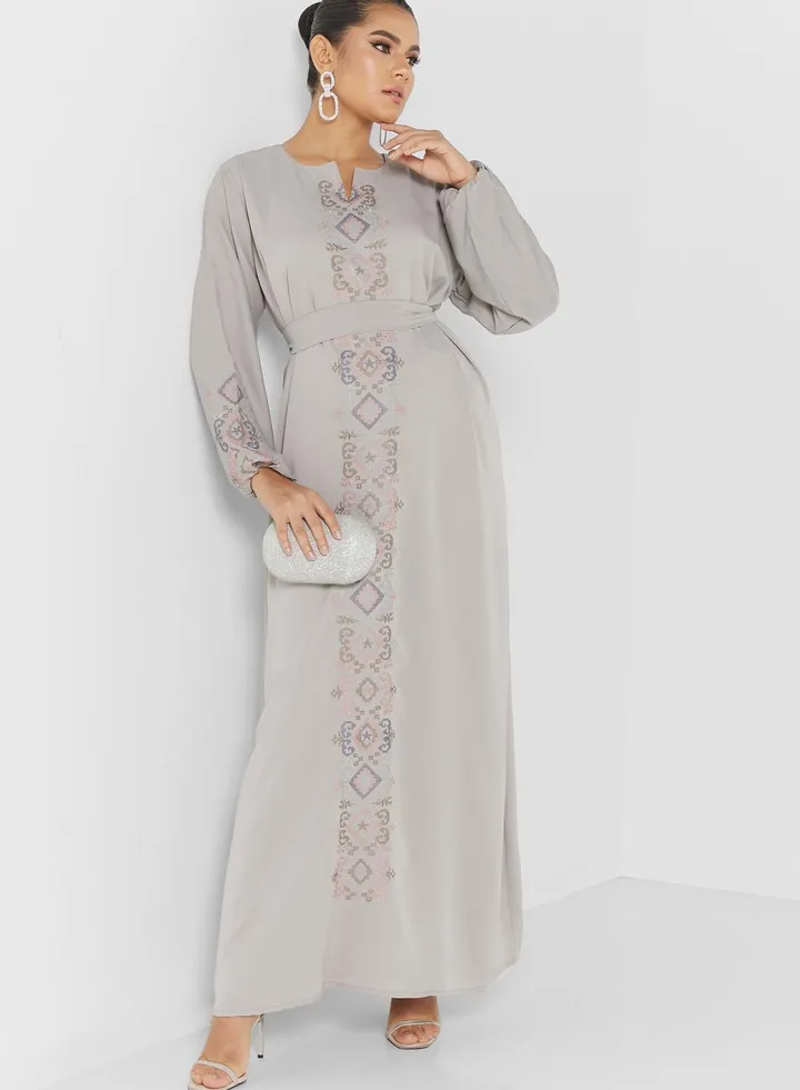 Puff Sleeve Embroidered Jalabiya