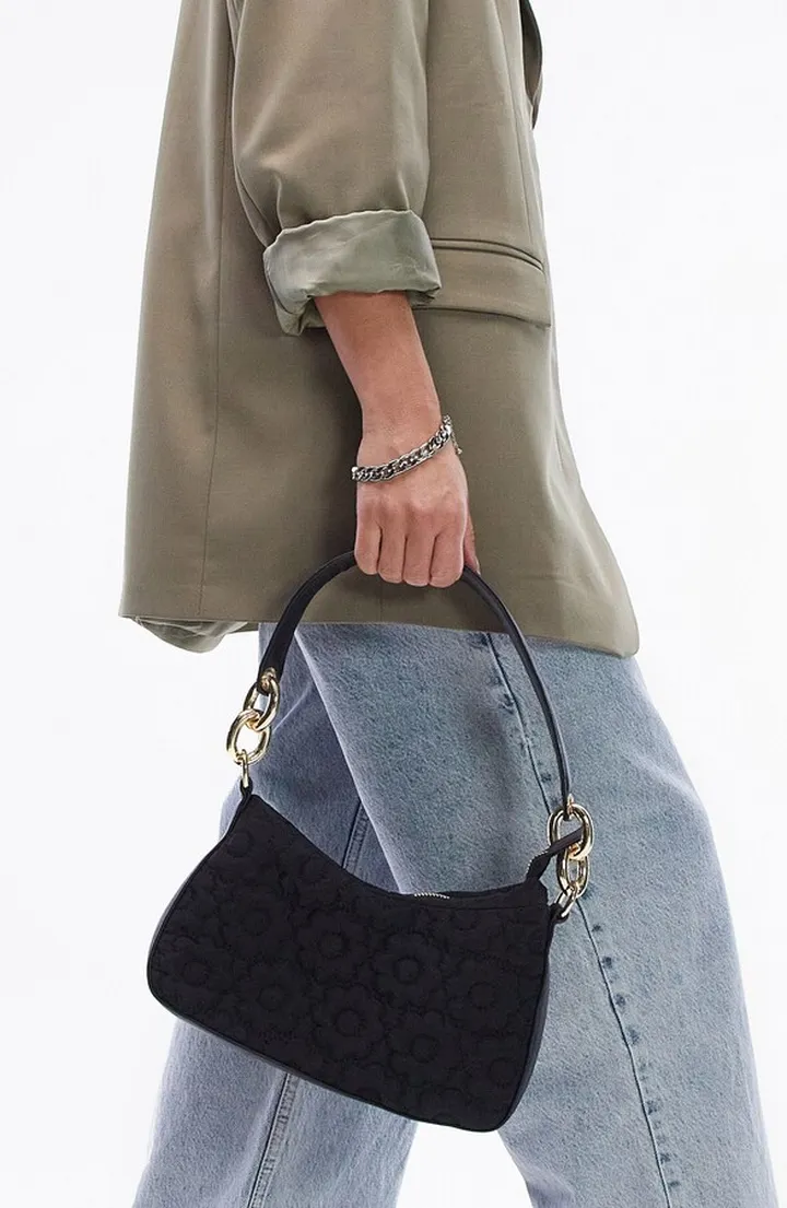 Sandy Floral Quilted Shoulder Bag