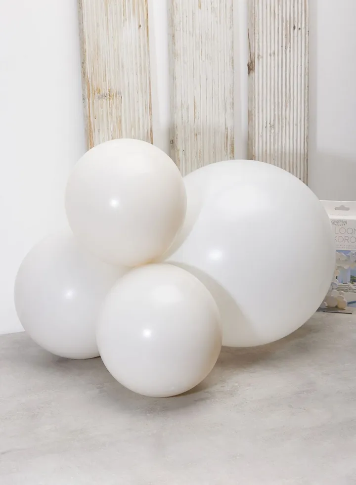 Backdrop - White & Silver Balloons