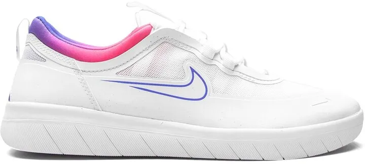 Nyjah Free 2 sneakers
