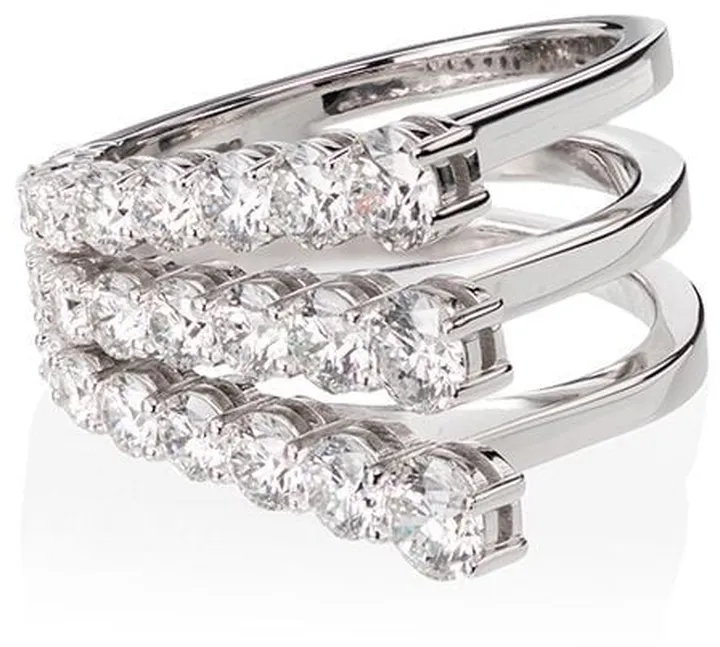 18kt white gold Aria fan diamond ring