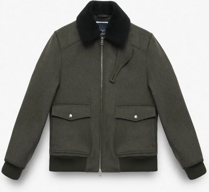 Aviator jacket made of wind -and waterproof wool with detachable shearling collar