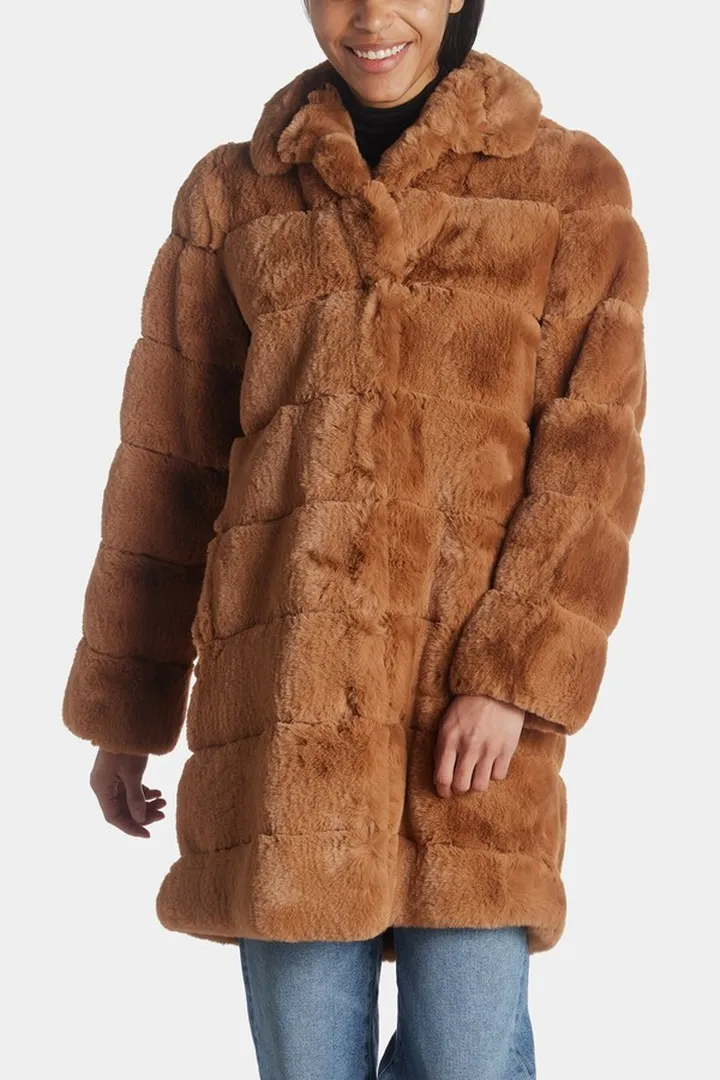 Grooved Fur Hooded Faux Fur Jacket