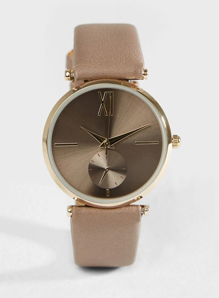Modish Analogue Watch