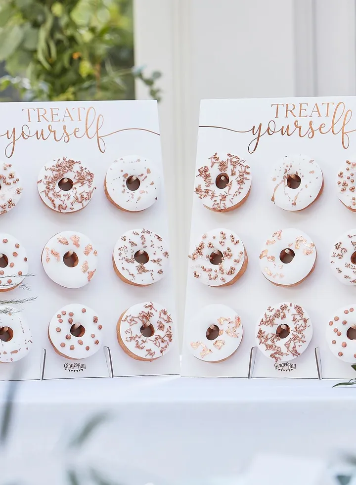 Set Of 2 Donut Wall