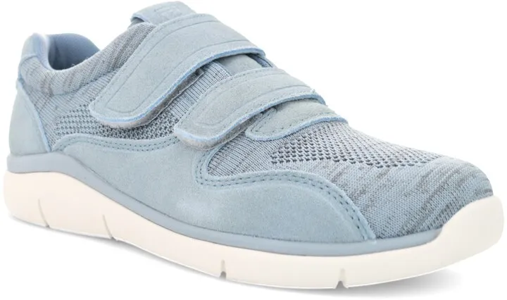 Sally Sneaker