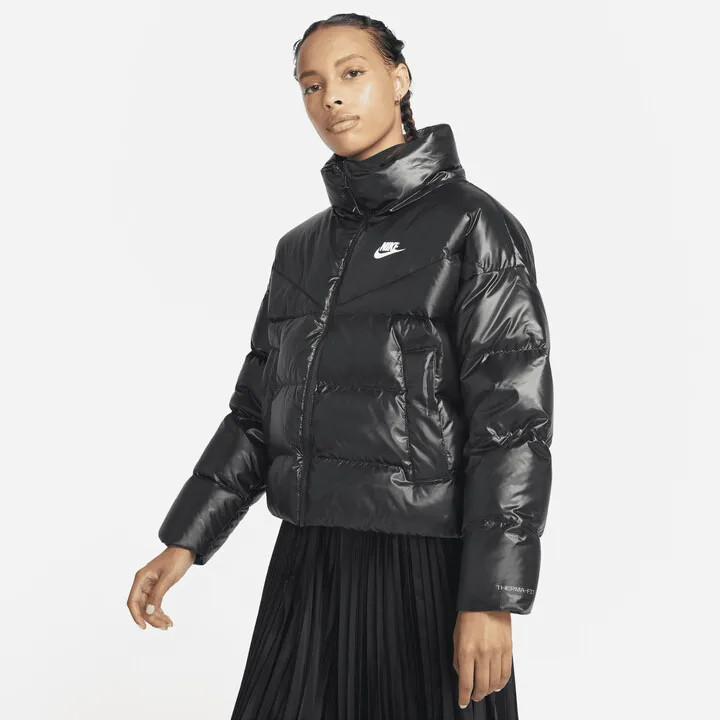 Women's Nike Sportswear Therma-FIT City Series Jacket in Black