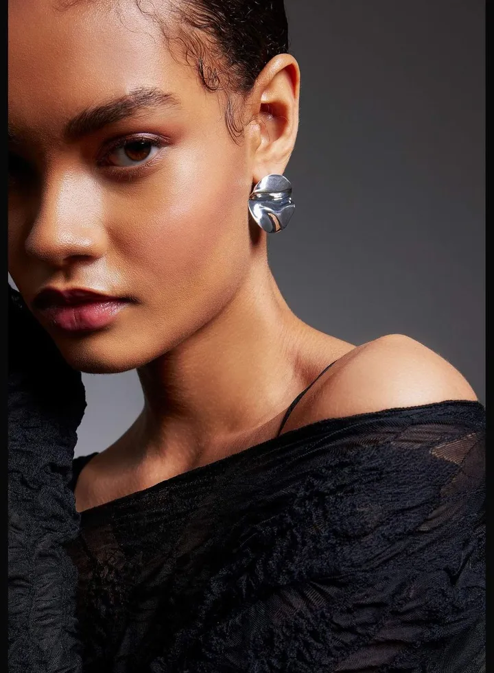 Woman Casual Earrings
