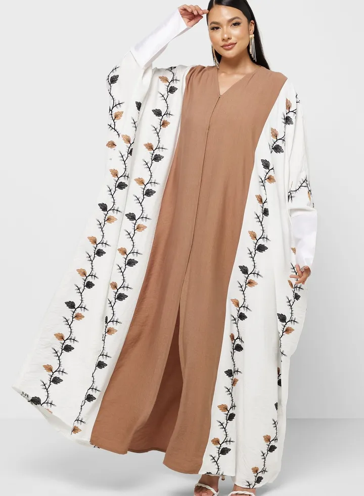 Embroidered Detail Abaya