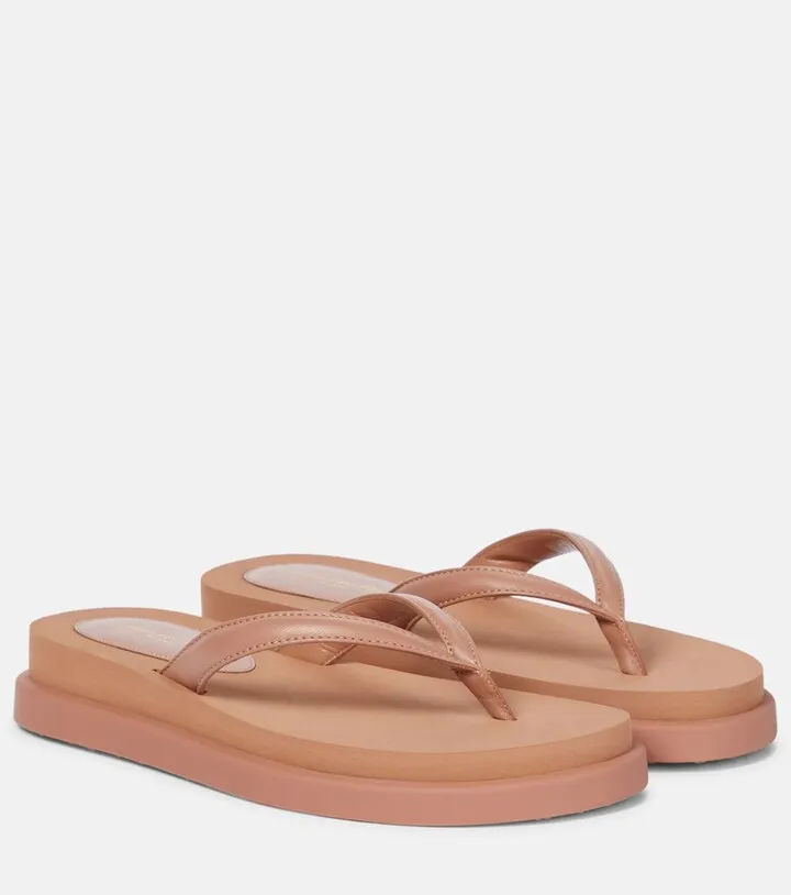 Leather thong sandals