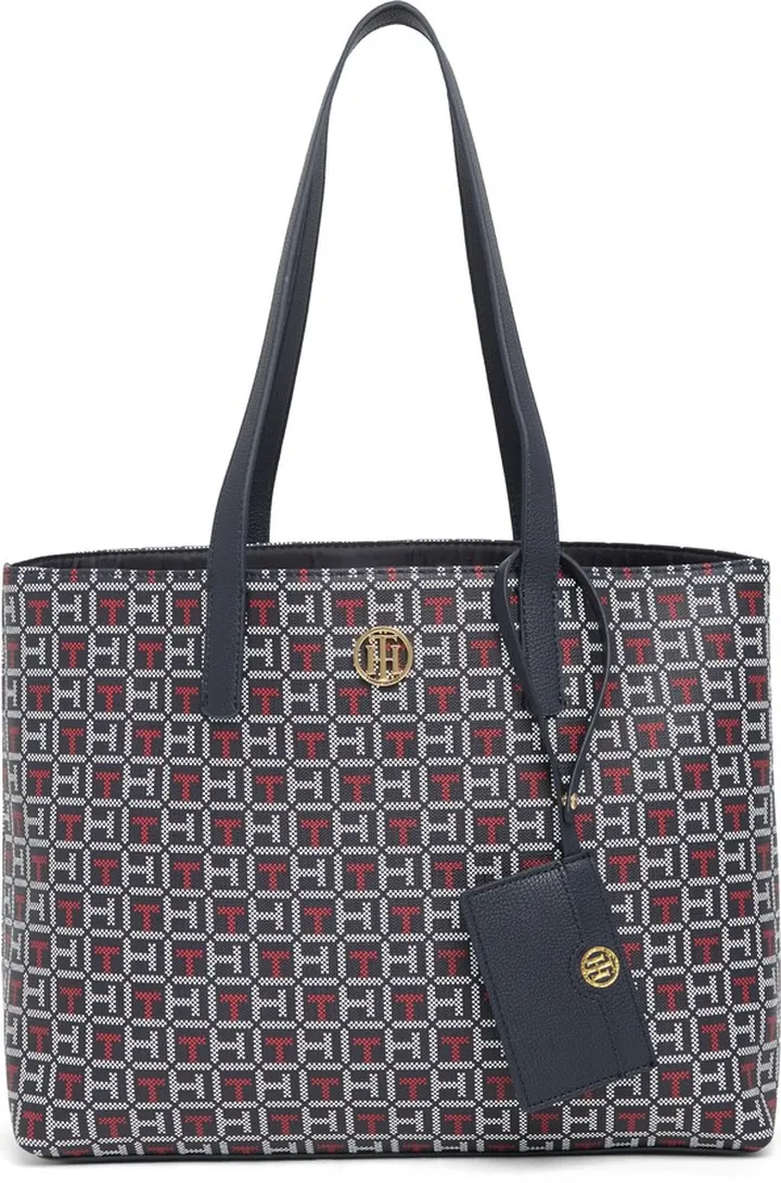 Cece II Shoulder Tote