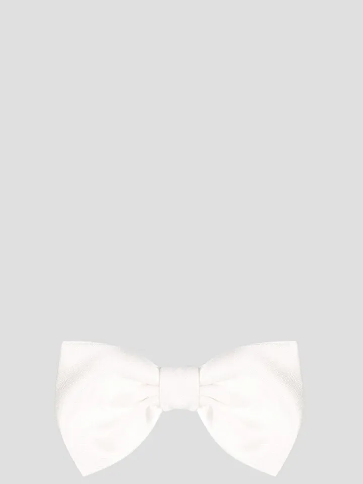 Tagliatore silk bow tie.