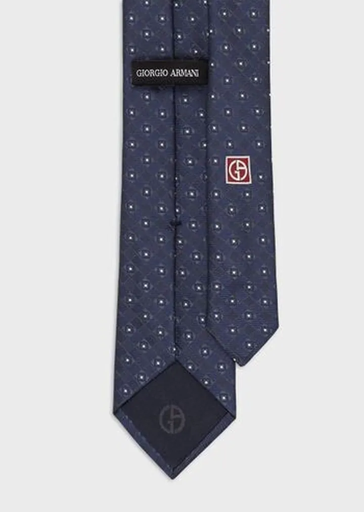 Silk jacquard tie