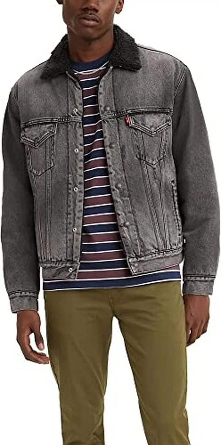 Levi's Vintage Fit Sherpa Trucker Jacket