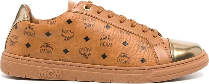 Terrain low-top sneakers