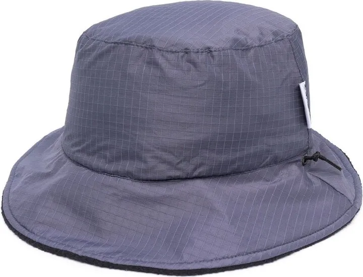 CHILLIN bucket hat