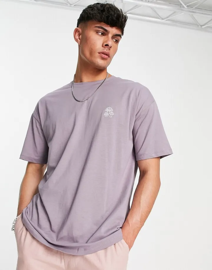 New Look t-shirt with mushroom embroidery in purple