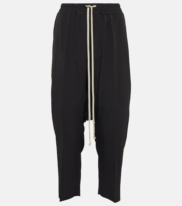 Cropped sweatpants