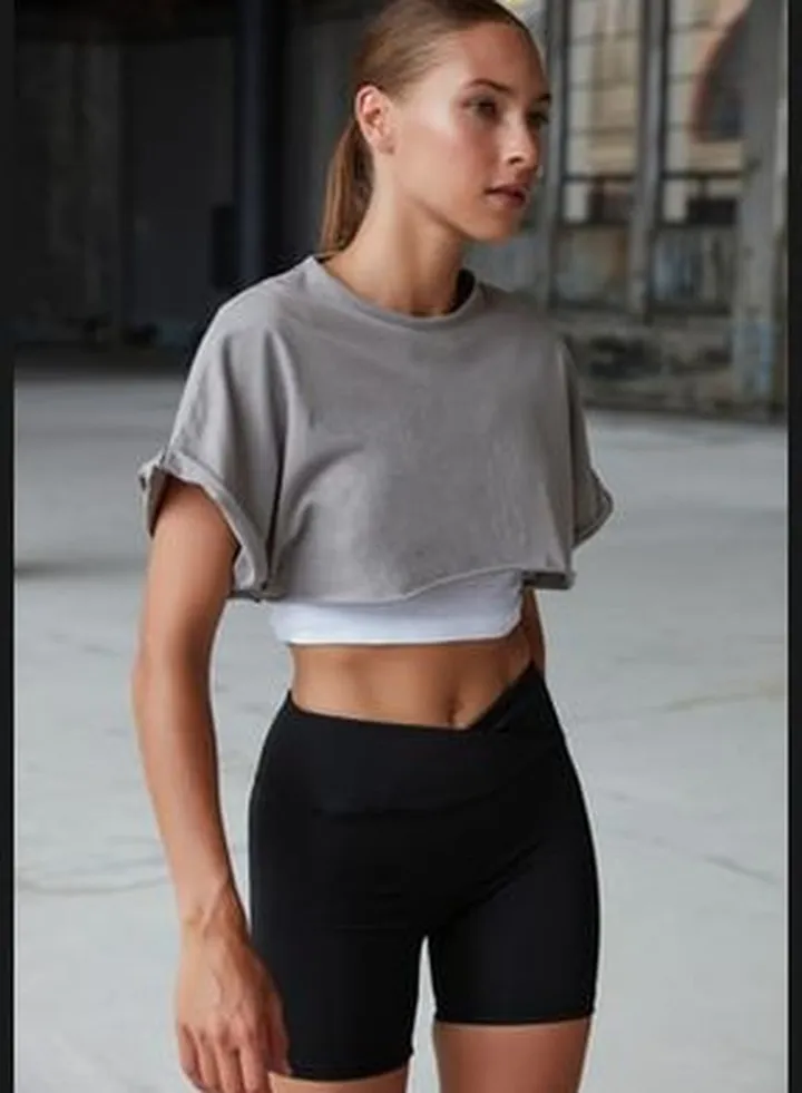 Gray 100% Cotton Crew NeckSuper Crop Knitted T-Shirt TWOSS21TS0091