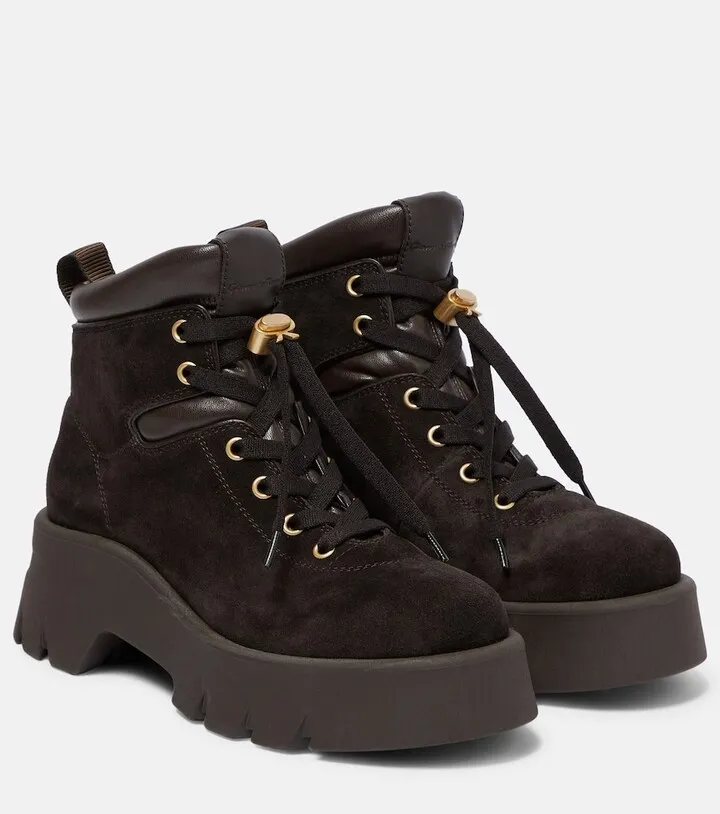Vancouver suede hiking boots