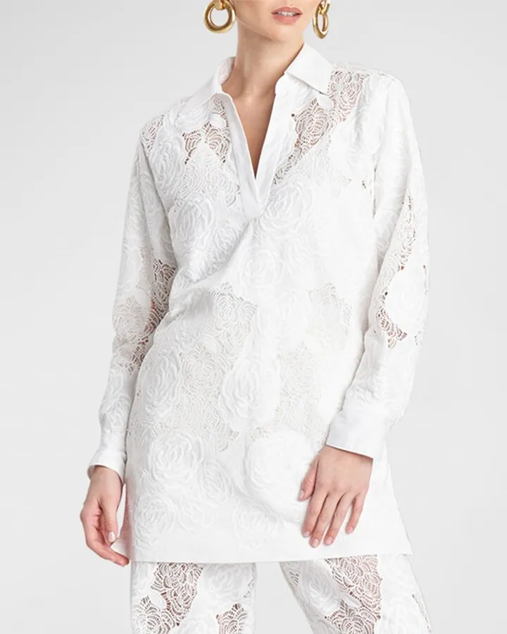 Calado Embroidered Floral Lace Top