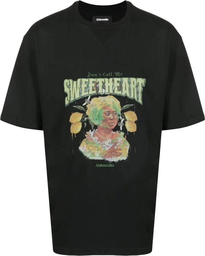 graphic-print T-shirt