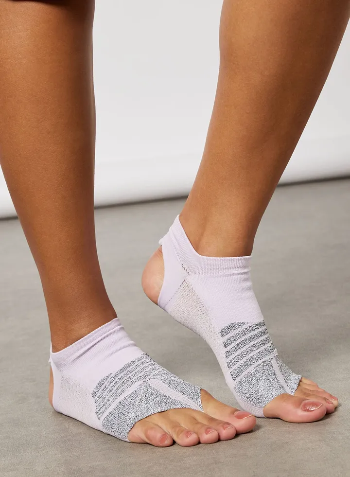 Grip Studio Toeless Footie Socks