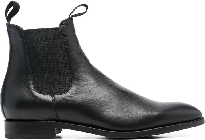 almond-toe Chelsea boots