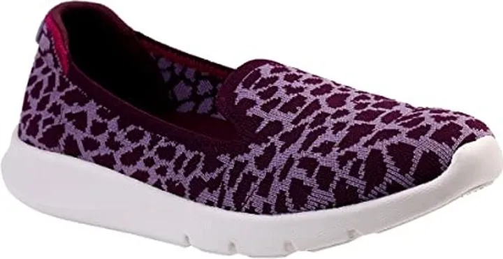 Spenco Women's Epic Stretch Giraffe Sneaker