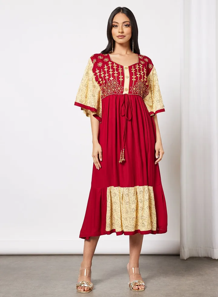 Casual Embroidered Diamond Neck Jalabiya For Women