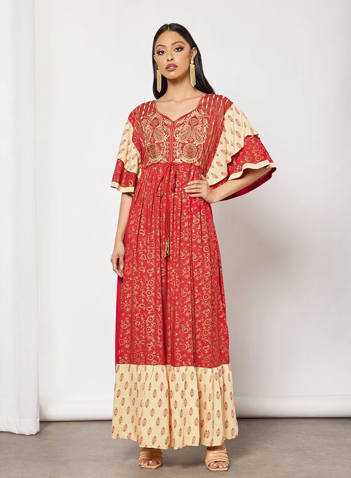 Embroidered Jalabiya Dress With Sheila