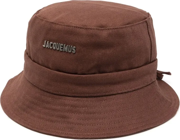 JACQUEMUS- Le Bob Gadjo