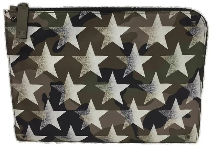 Valentino Garavani Rockstud All-Over Printed Zip-Up Pouch