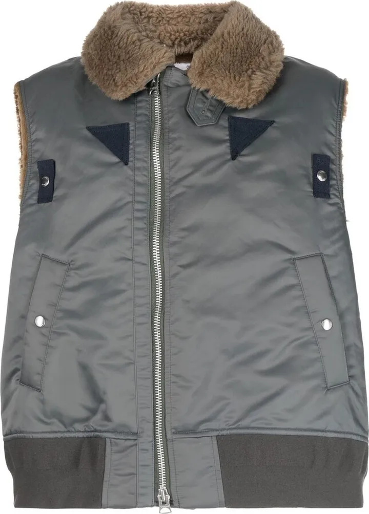 Contrast-Collar Zipped Gilet