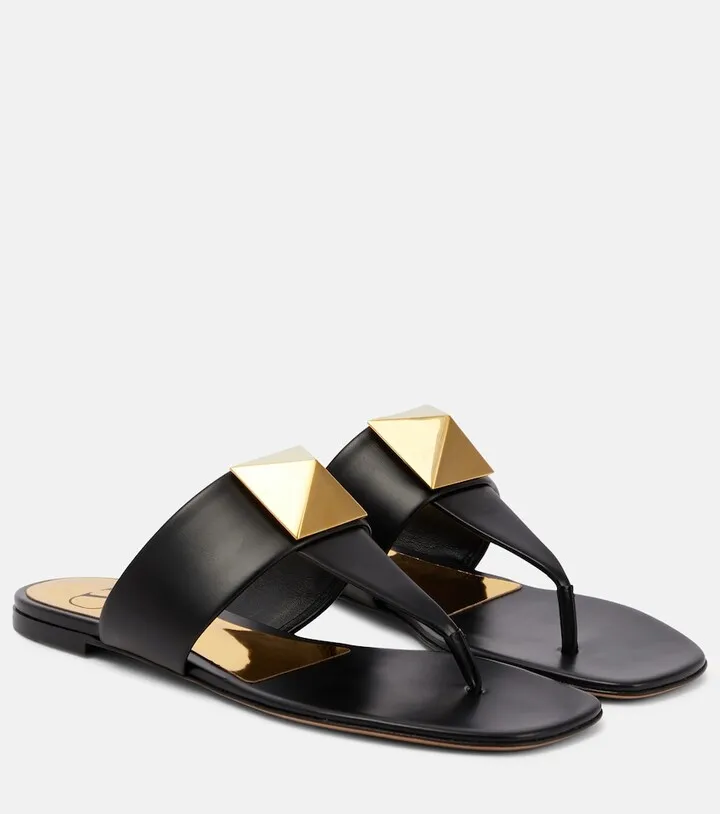 One Stud leather thong sandals