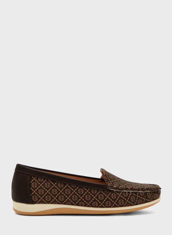 Essential Flat Moccasins