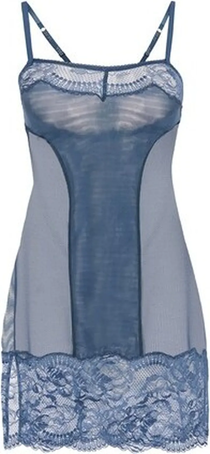 Slipdress in lace