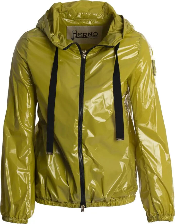 Gloss Cape