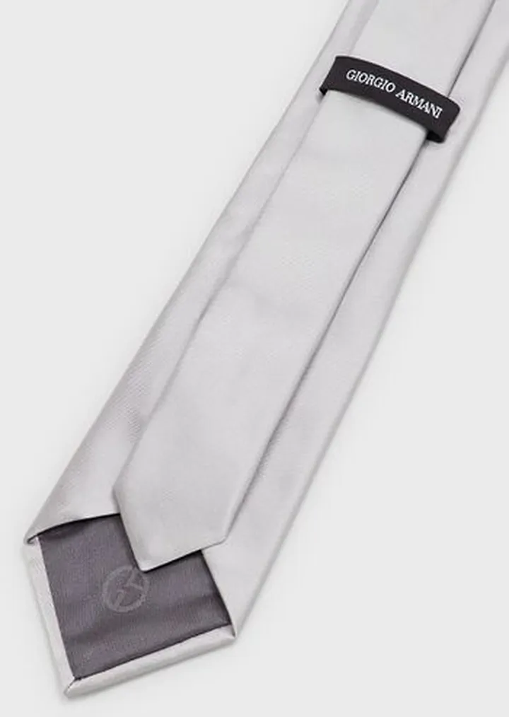 Pure silk tie