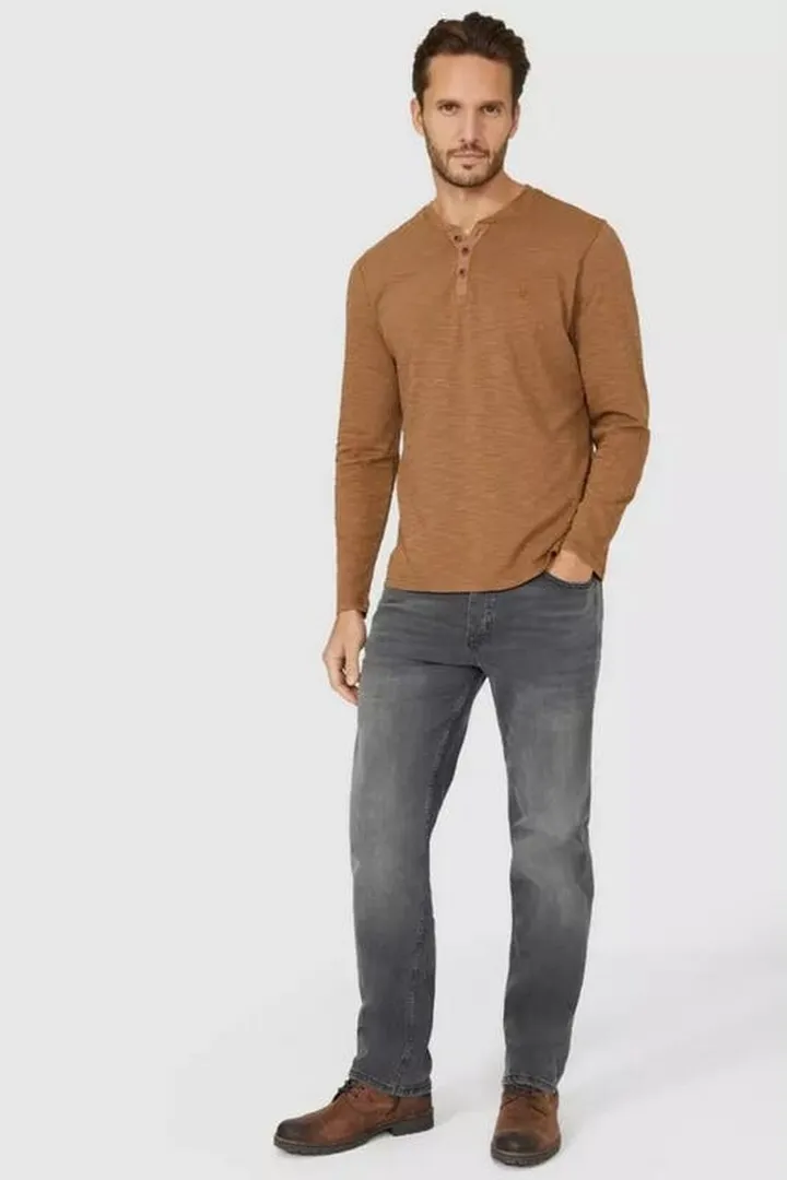 Mantaray Mens Slub Y Neck Long-Sleeved T-Shirt - Toffee
